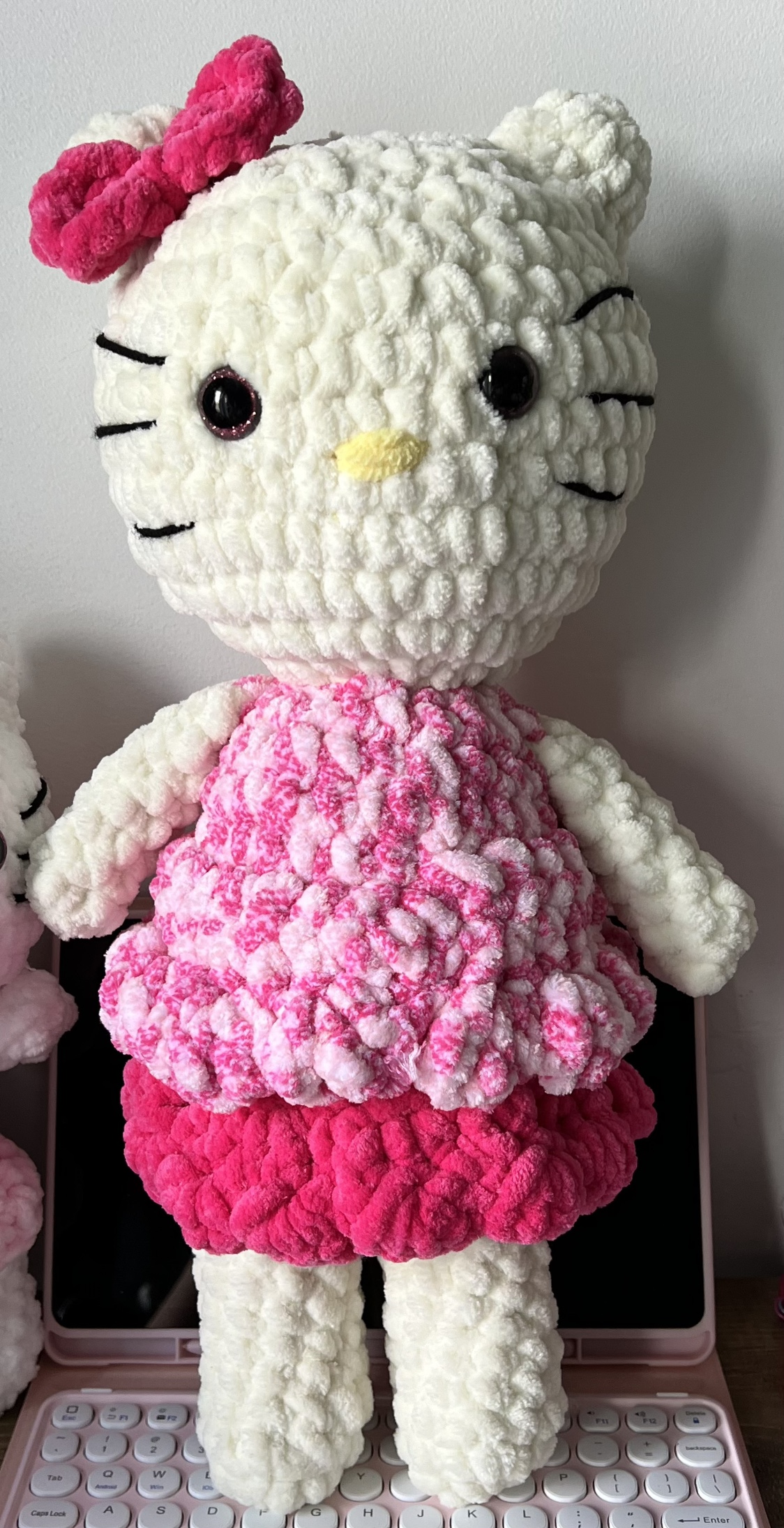 Crocheted Hello Kitty Doll - photo 2