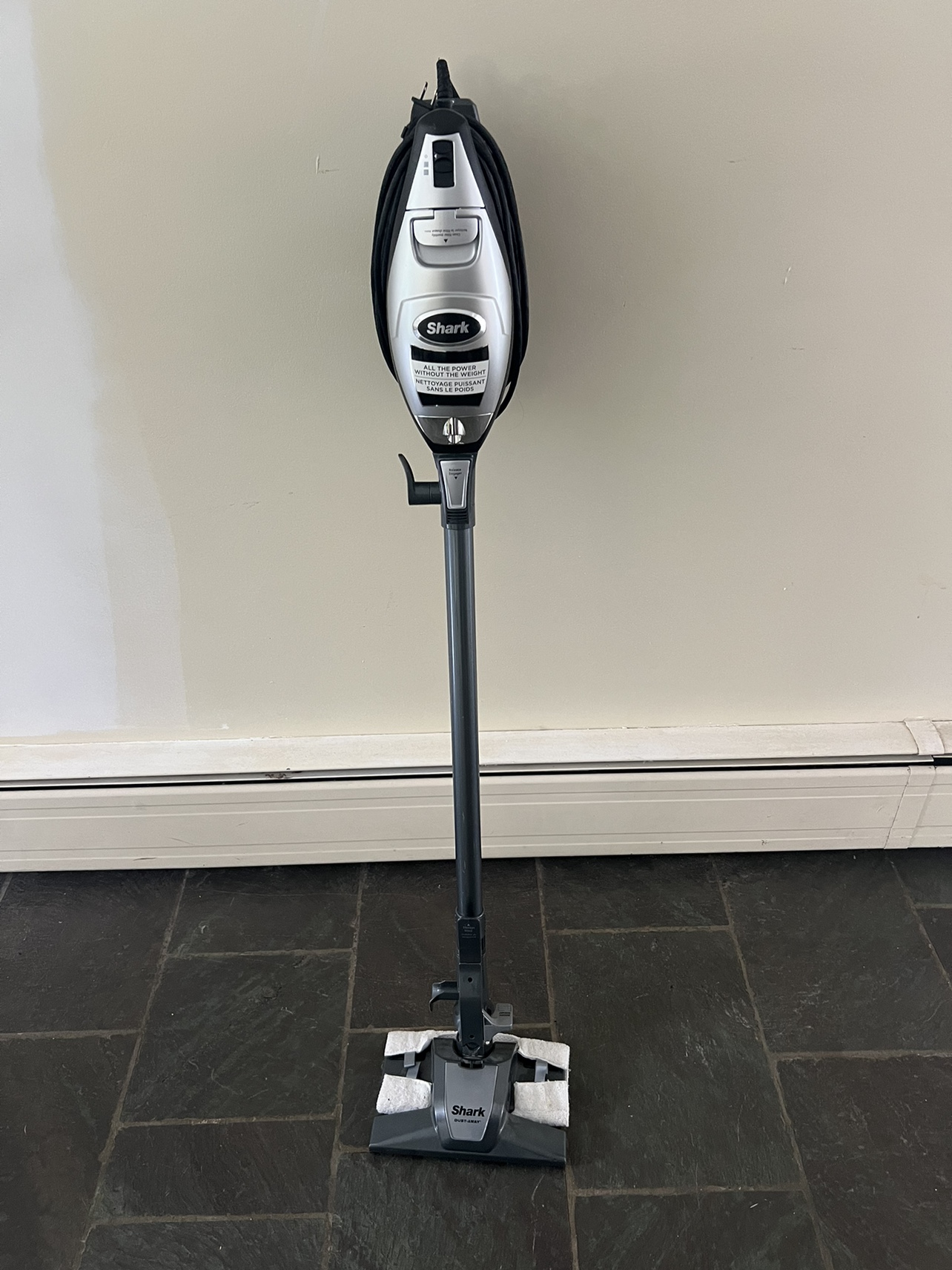Shark vacuum with mop - photo 2
