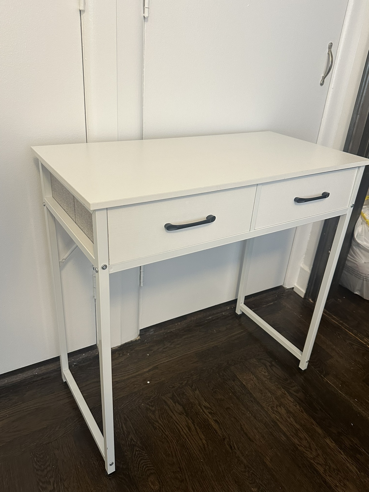 Small desk