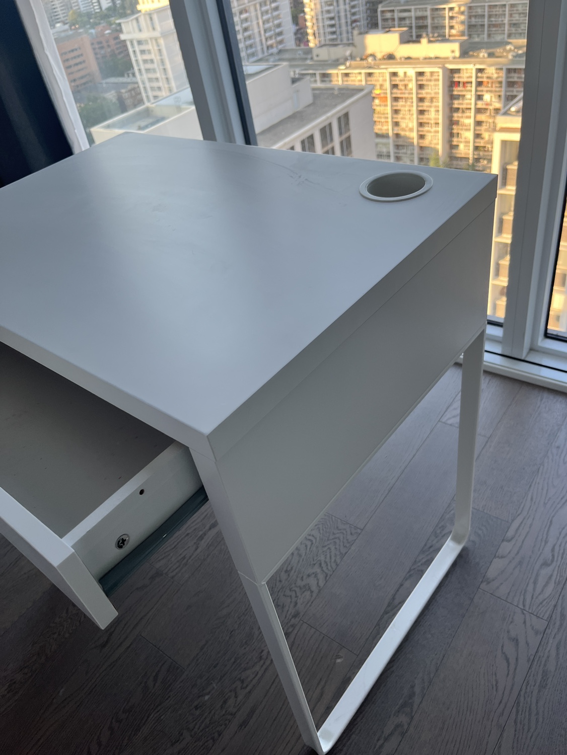 Ikea desk - photo 4