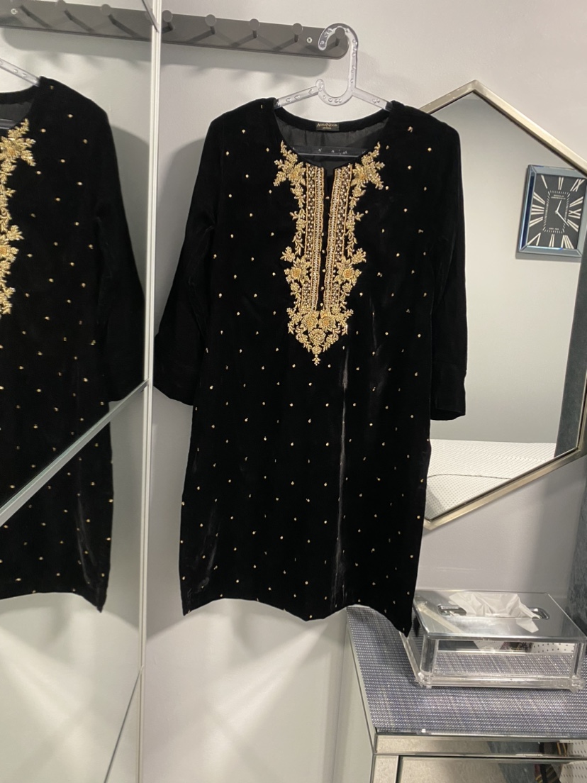 Agha noor Pakistan suit 3 pieces thumbnail