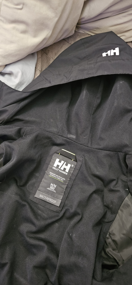 helly hansen waterproof wind breaker ⚽️ thumbnail