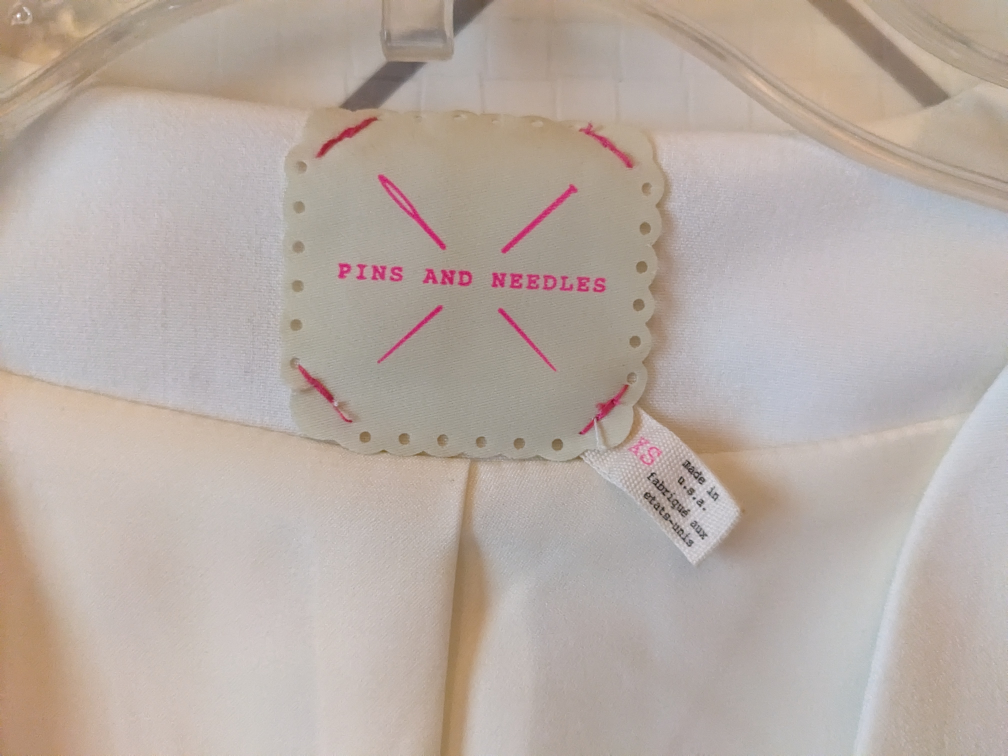 Urban outfitters Pins and Needles puff sleeves jacket XS image indicator(5)