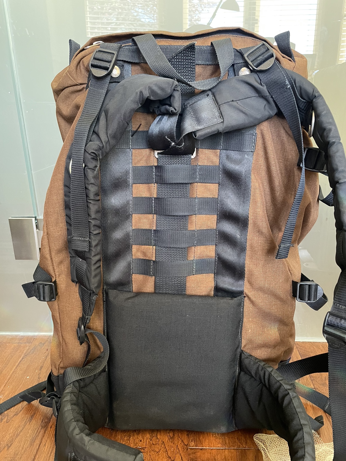 Vintage Lowe Alpine System backpack 80L new condition from 80s image indicator(4)