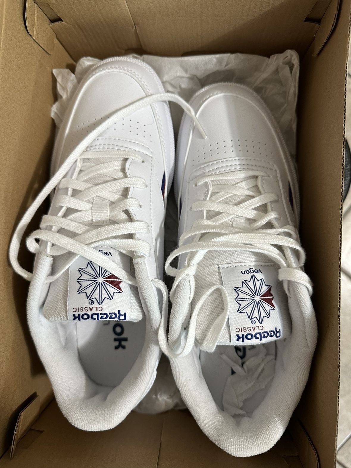 Men’s Reebok Shoes Size 8.5 - photo 2
