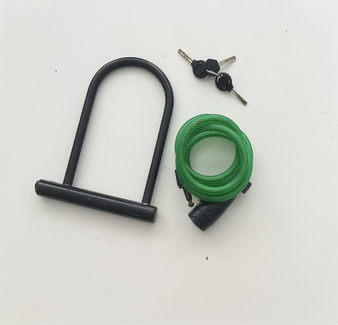 Brand New Bike Rear Rack + Used Bike Locks - photo 4