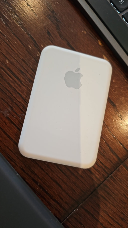 Apple Magsafe Portable Battery - photo 2