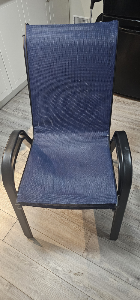 Free 2 Patio Chairs thumbnail