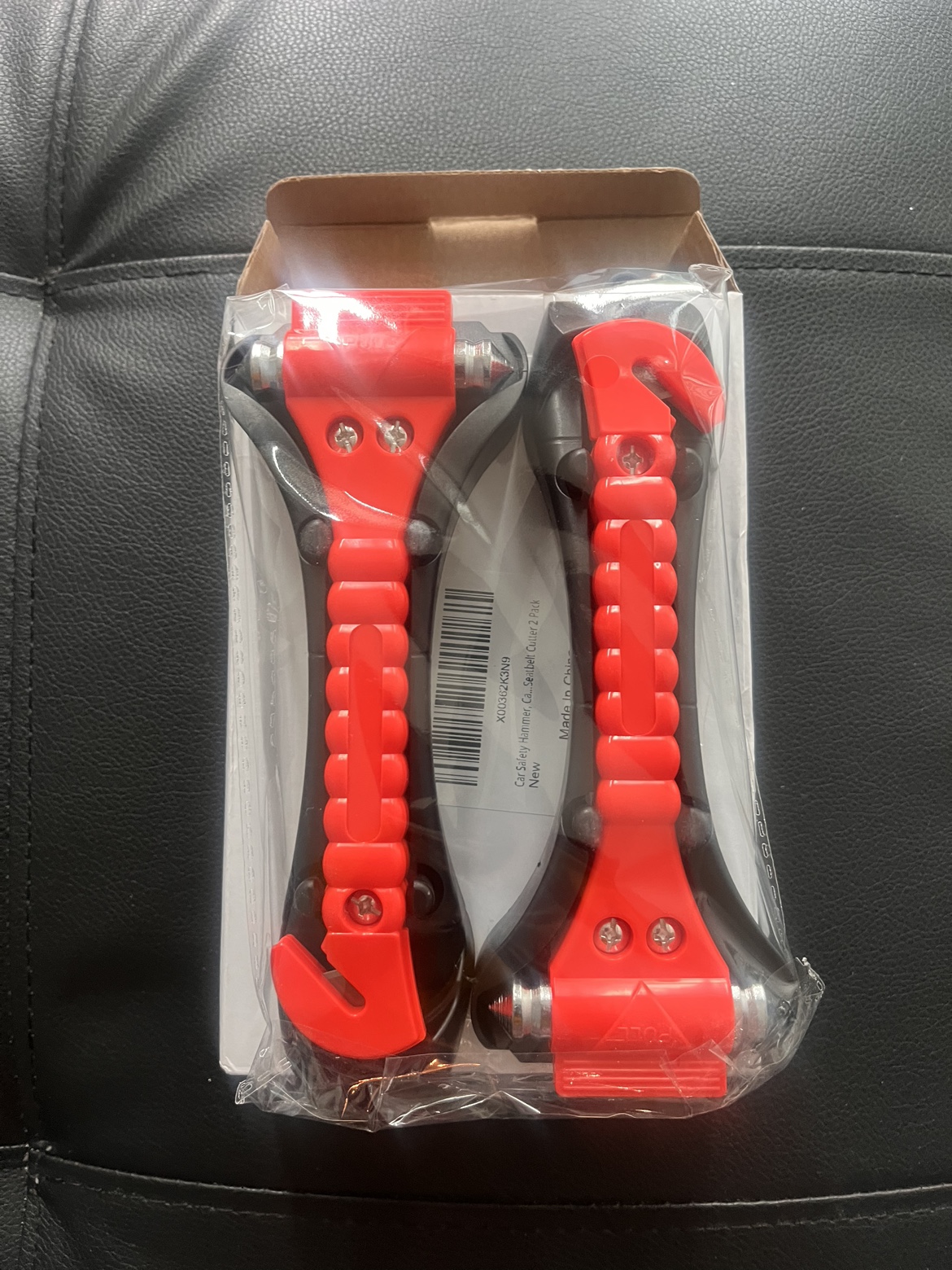 Emergency Car Safety Tool - Seat belt Cutter & Windshield Hammer