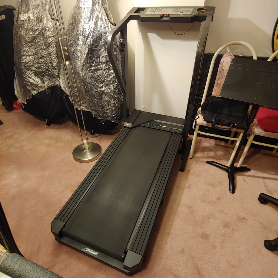 Weslo Cadence DX10 Treadmill Foldable thumbnail