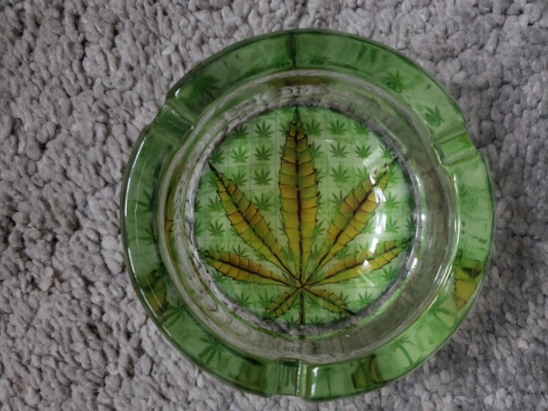 Ash Tray Glow In The Dark