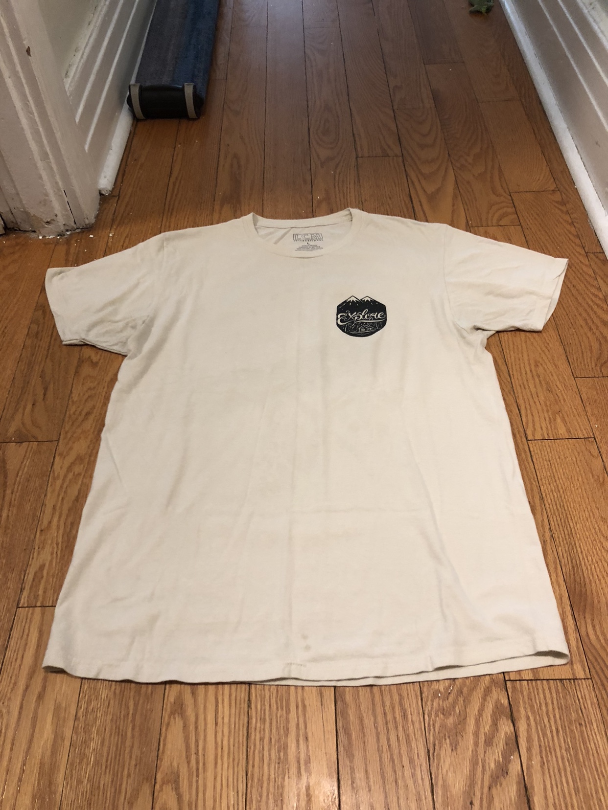 Men’s T-shirt thumbnail