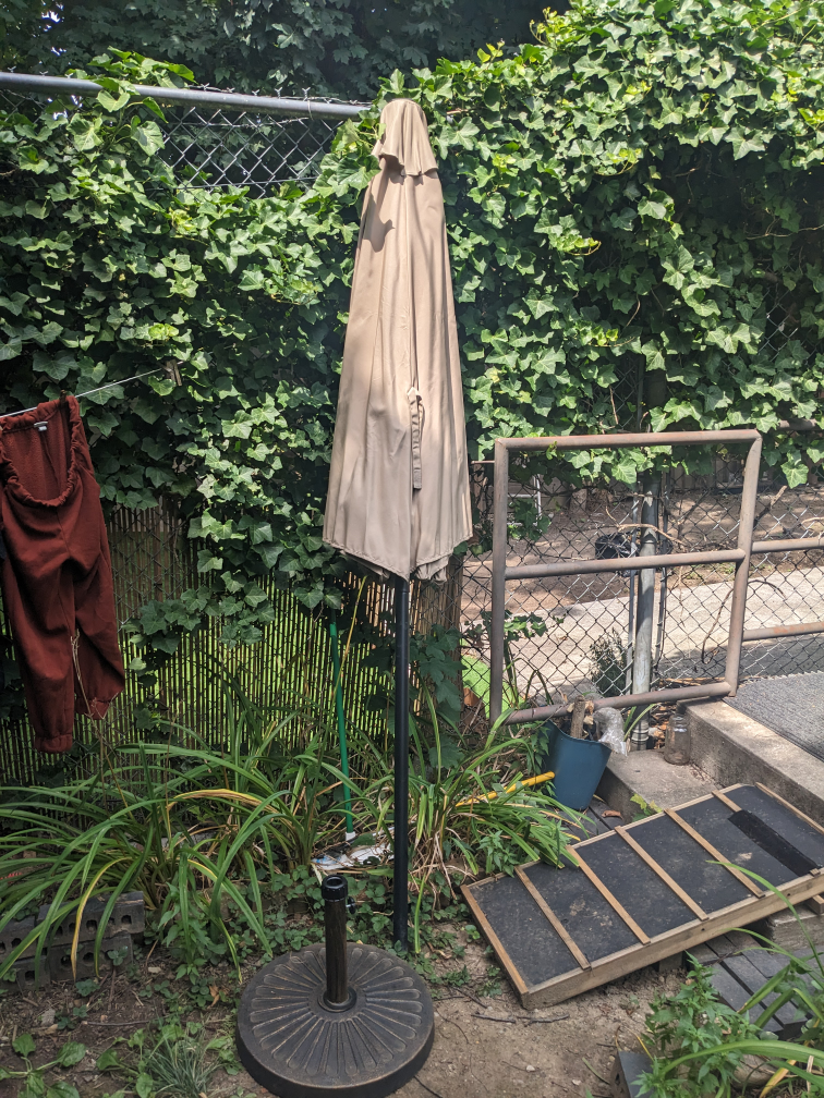 Patio umbrella
