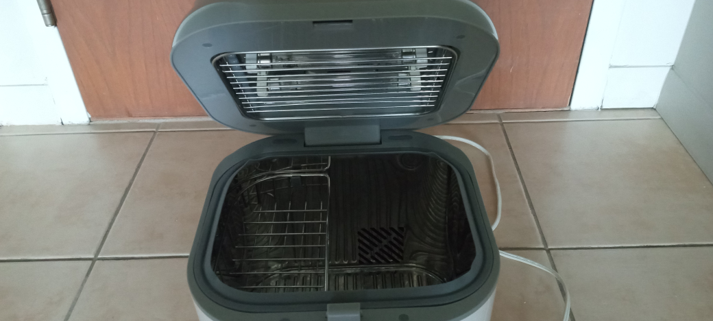 Coral UV Sterilizer for Baby Bottles, Pacifiers, etc. image indicator(5)