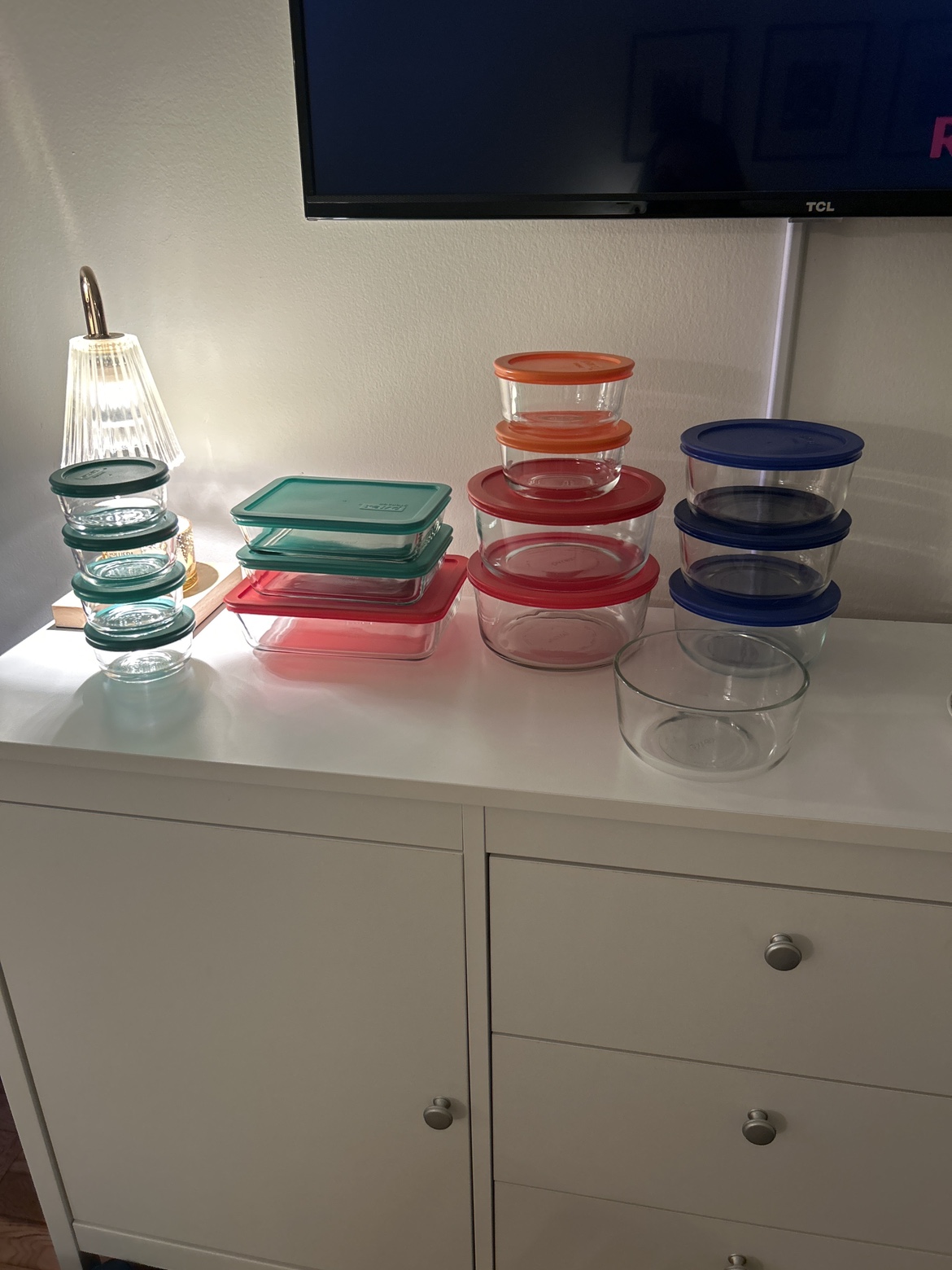 Pyrex containers