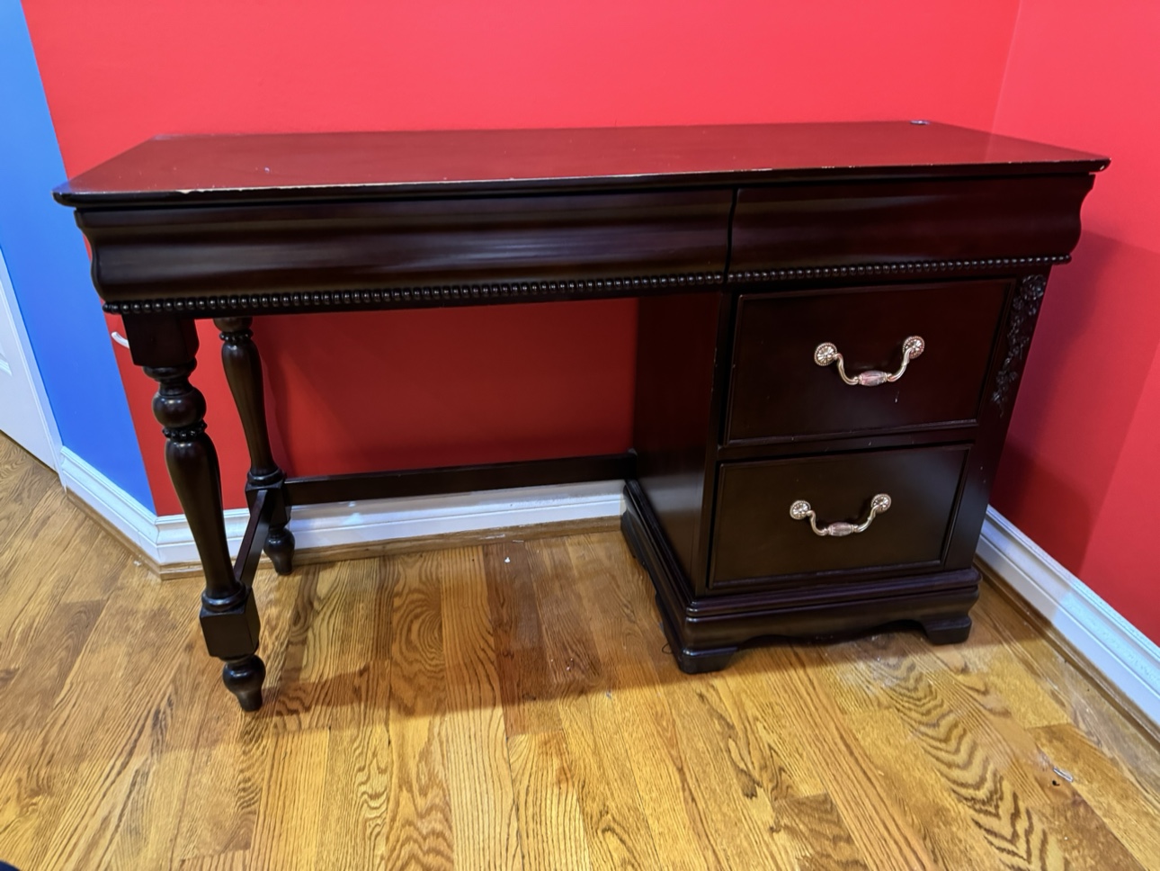 Wood computer desk and vanity - photo 3