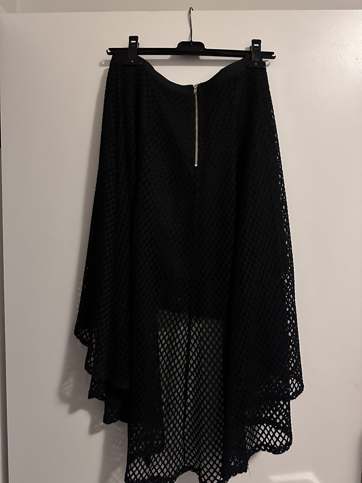 Asymmetrical skirt. Size L. Brand new. - photo 2