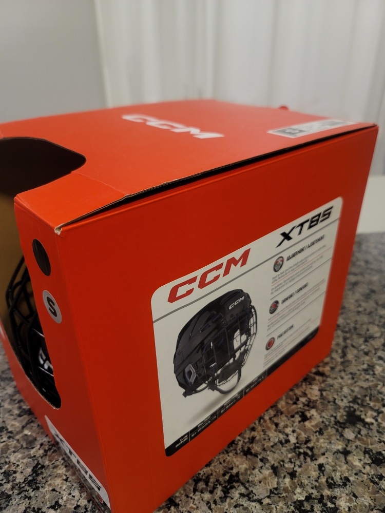 CCM Ice Hockey Helmet - photo 5