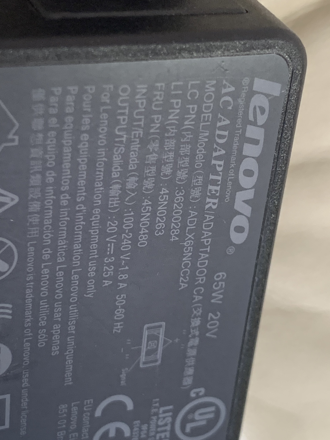 LENOVO - AC adaptor 65W - photo 3