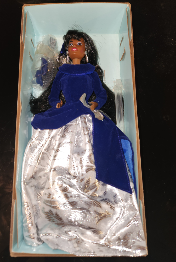1995 Avon Winter Velvet First Series African American Barbie - photo 5