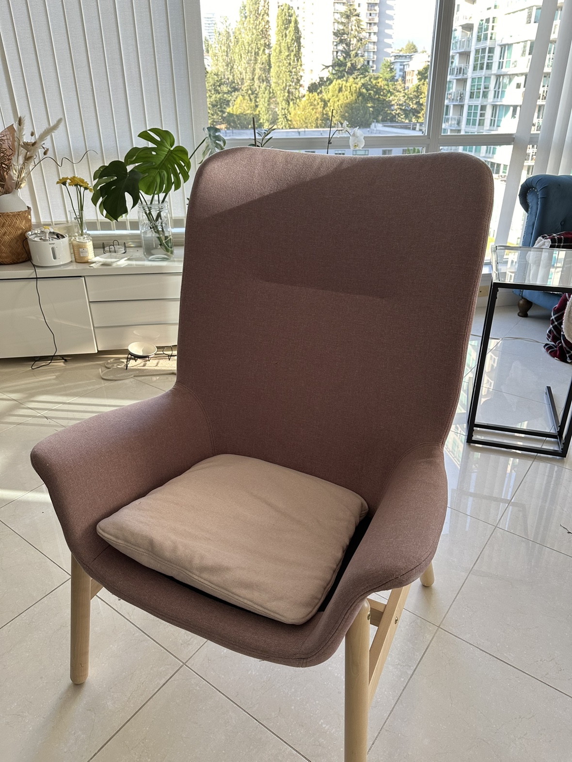 Vedbo Amrchair high - photo 2
