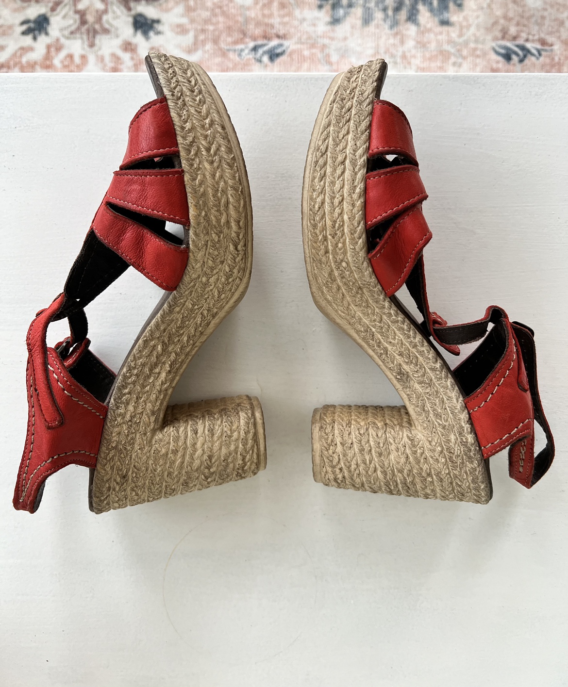 Women’s leather burnt orange/red strapy sandals image indicator(3)
