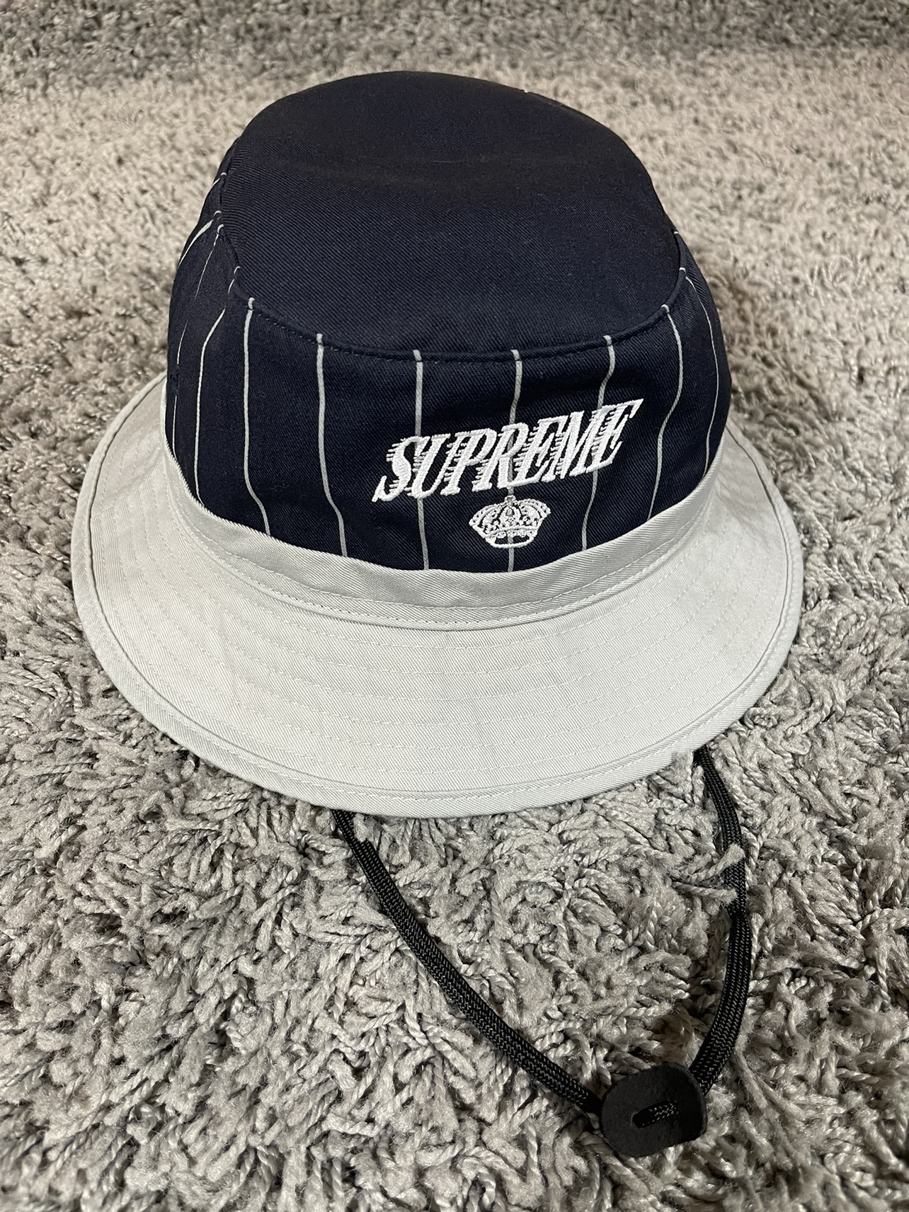 2013FW Supreme Pinstripe Crown Crusher Bucket Hat Navy image indicator(2)