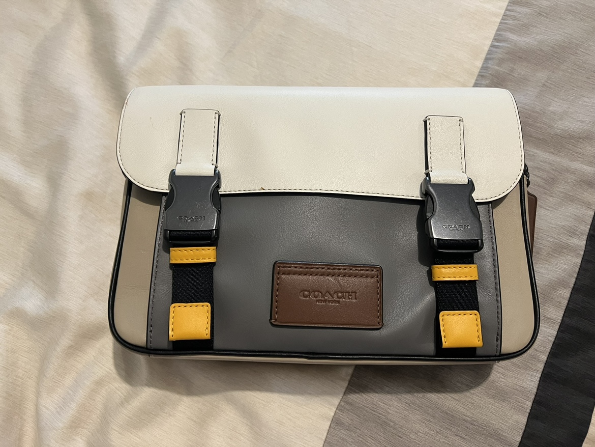 Authentic Coach Messenger Bag