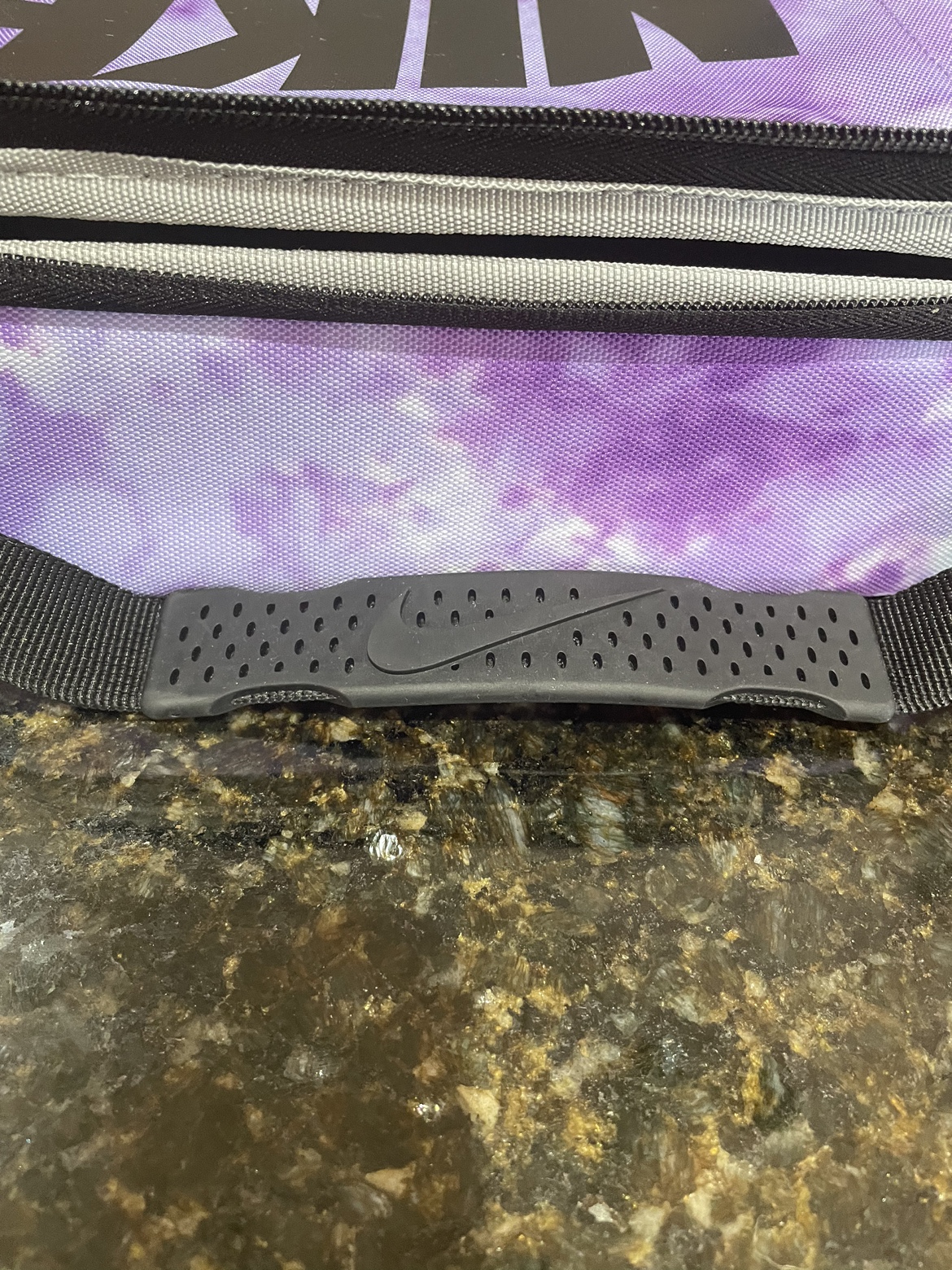 Nike lunch box image indicator(2)