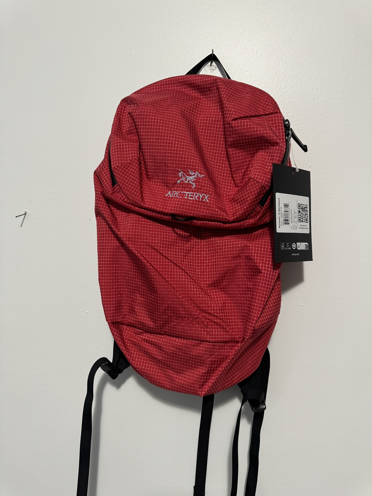 Arc’teryx Konseal 15 Backpack Brand new with tag
