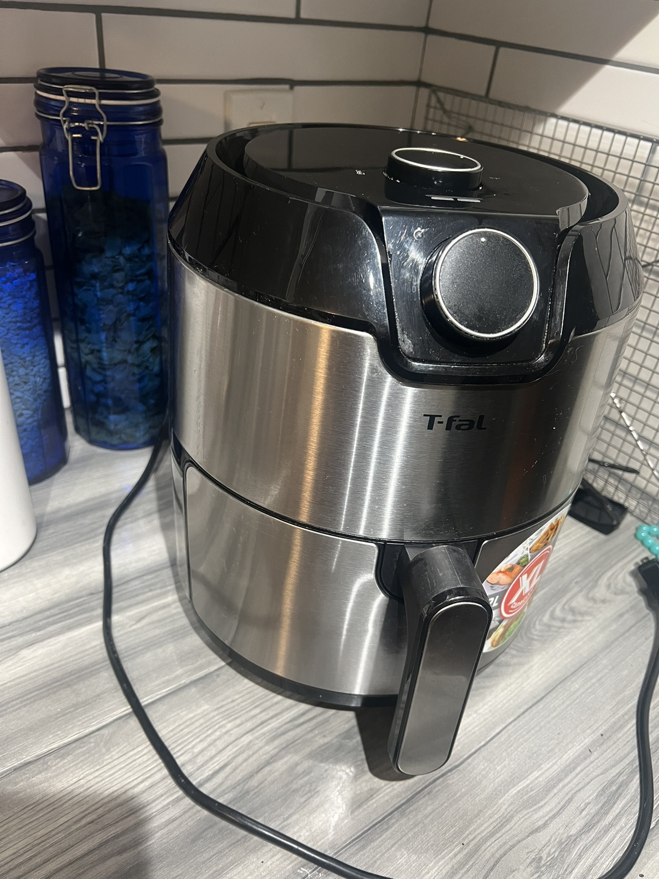 Air fryer - photo 2