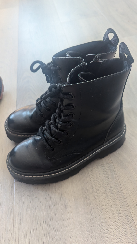 size 3 boots - photo 3