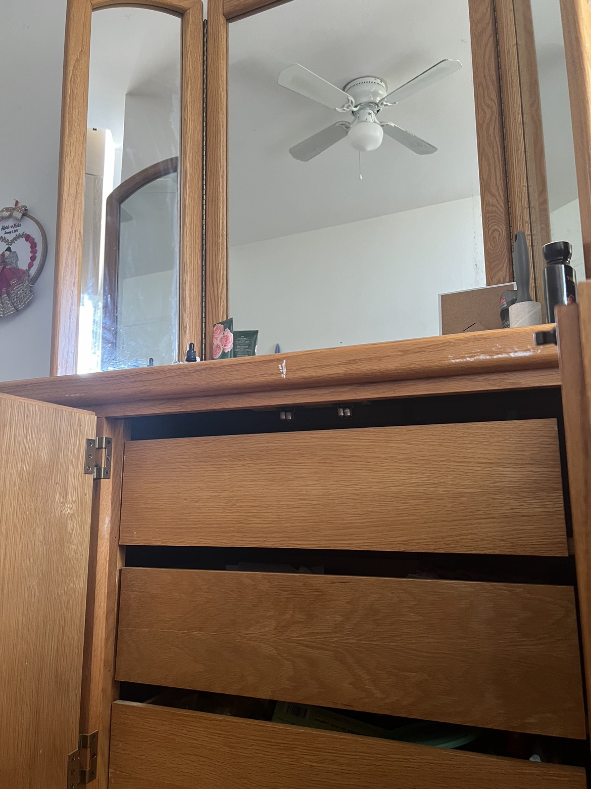 Large Dressing/Dresser Table with huge mirror - photo 2