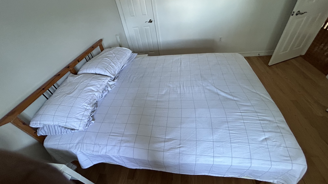 Double bed with mattress