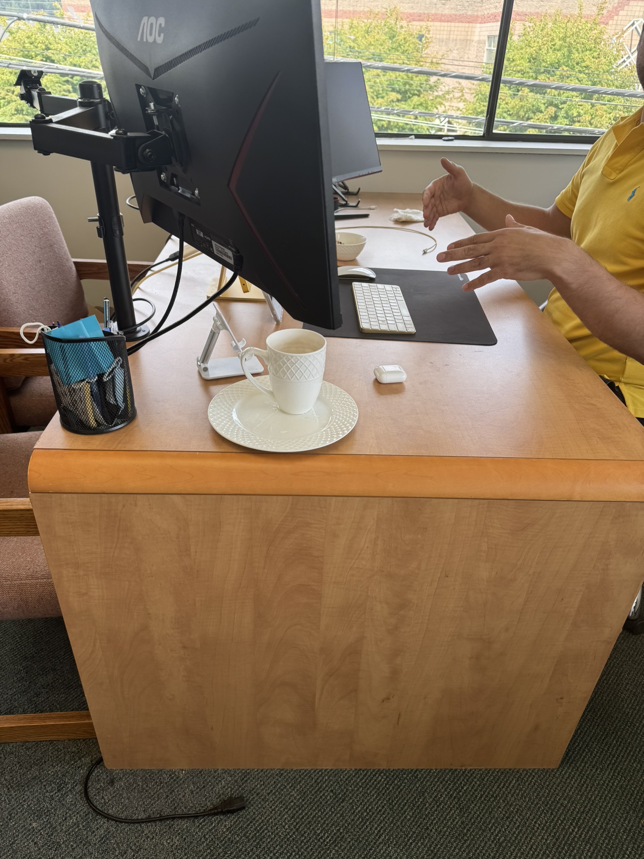 Office Table - photo 2