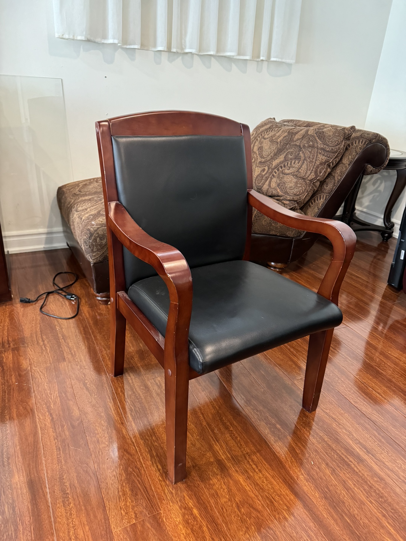 4 Wood chairs $30 each thumbnail