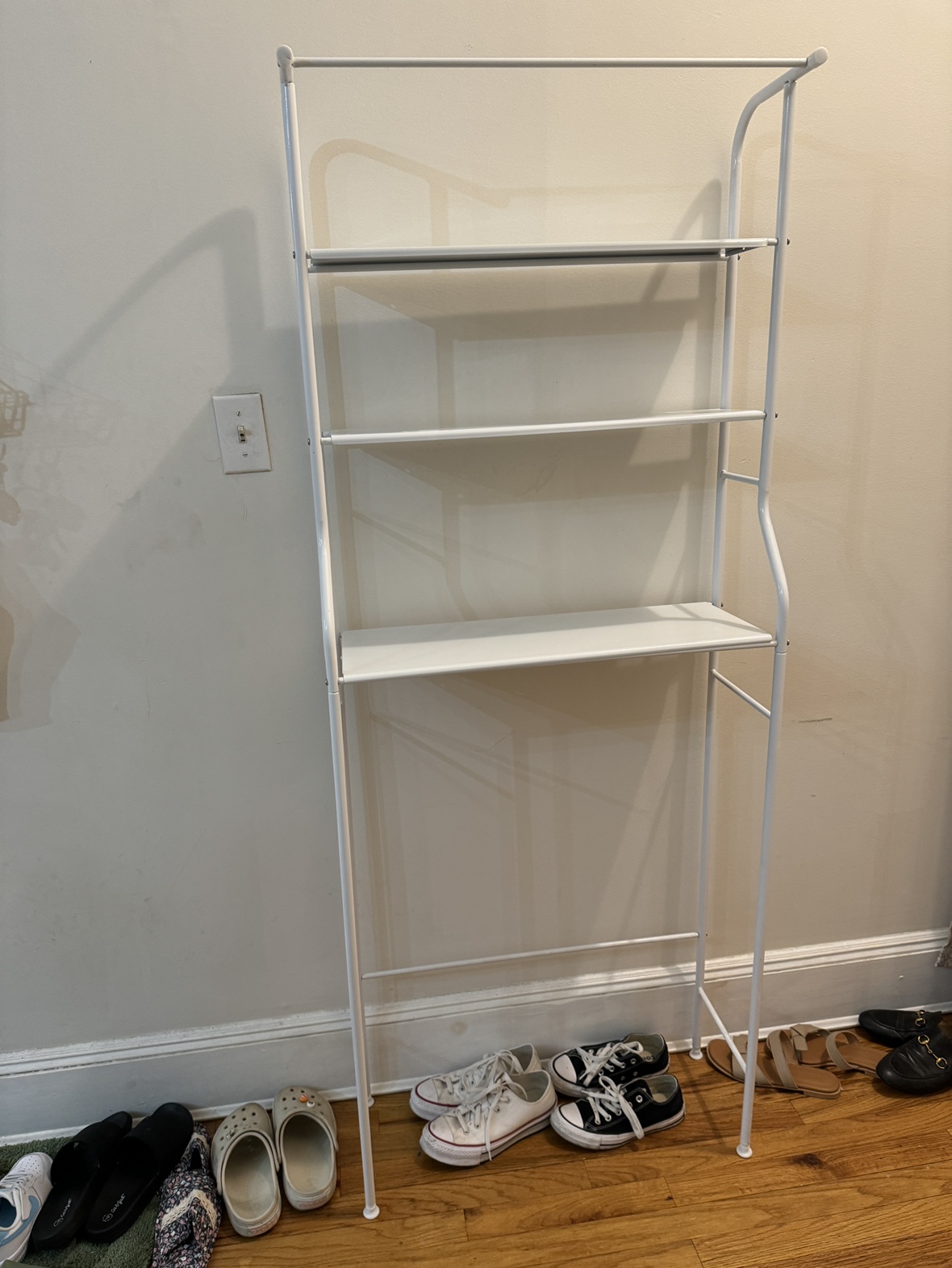 Bathroom shelf - photo 3