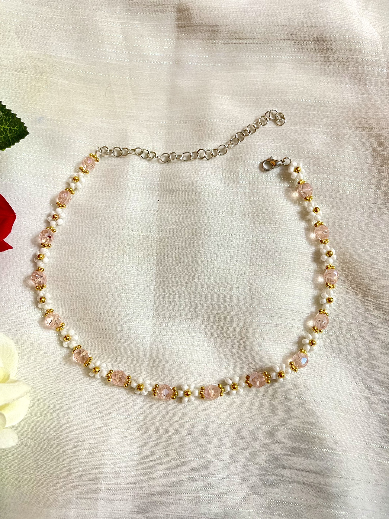 Flower necklace image indicator(2)