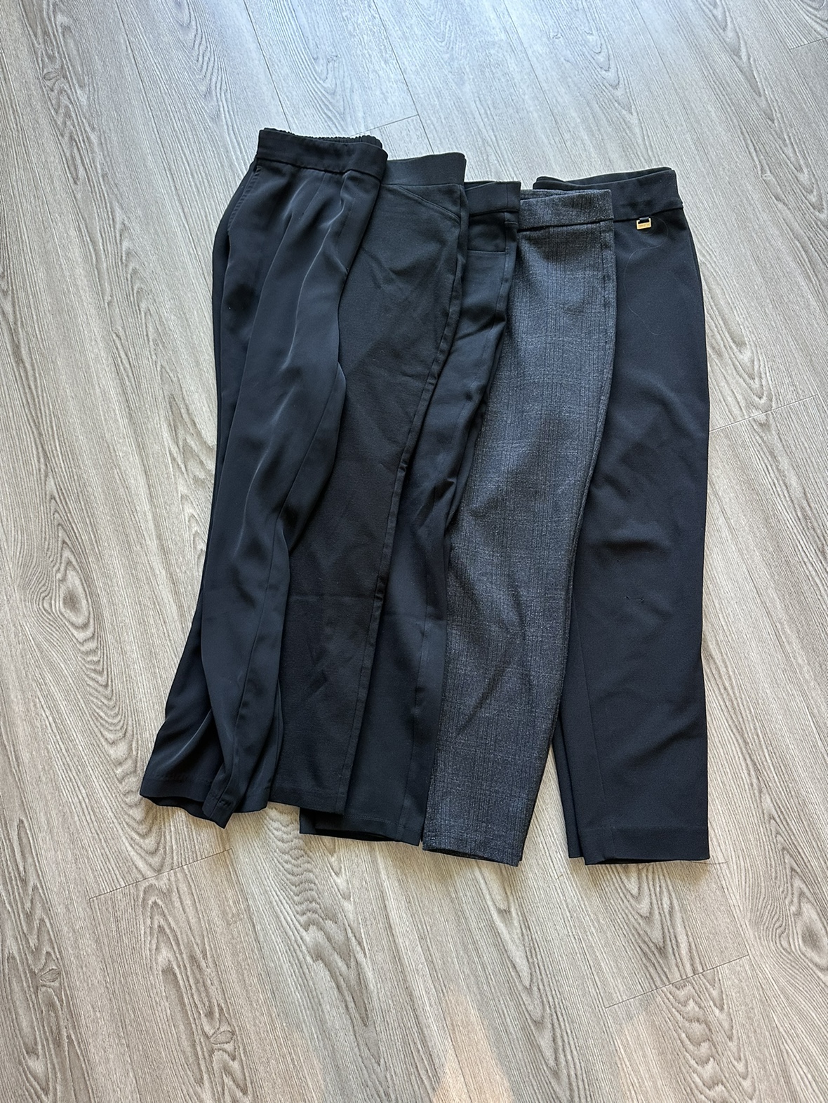 Women’s work pants bundle ⚽️