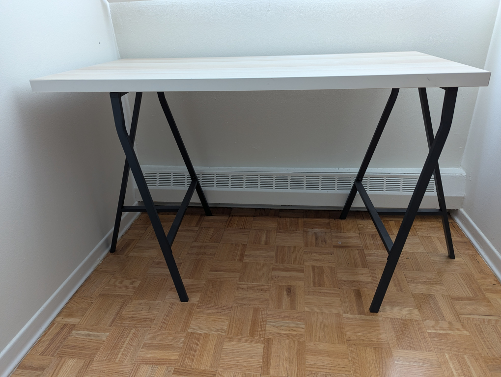 IKEA TABLETOP WITH LEGS thumbnail