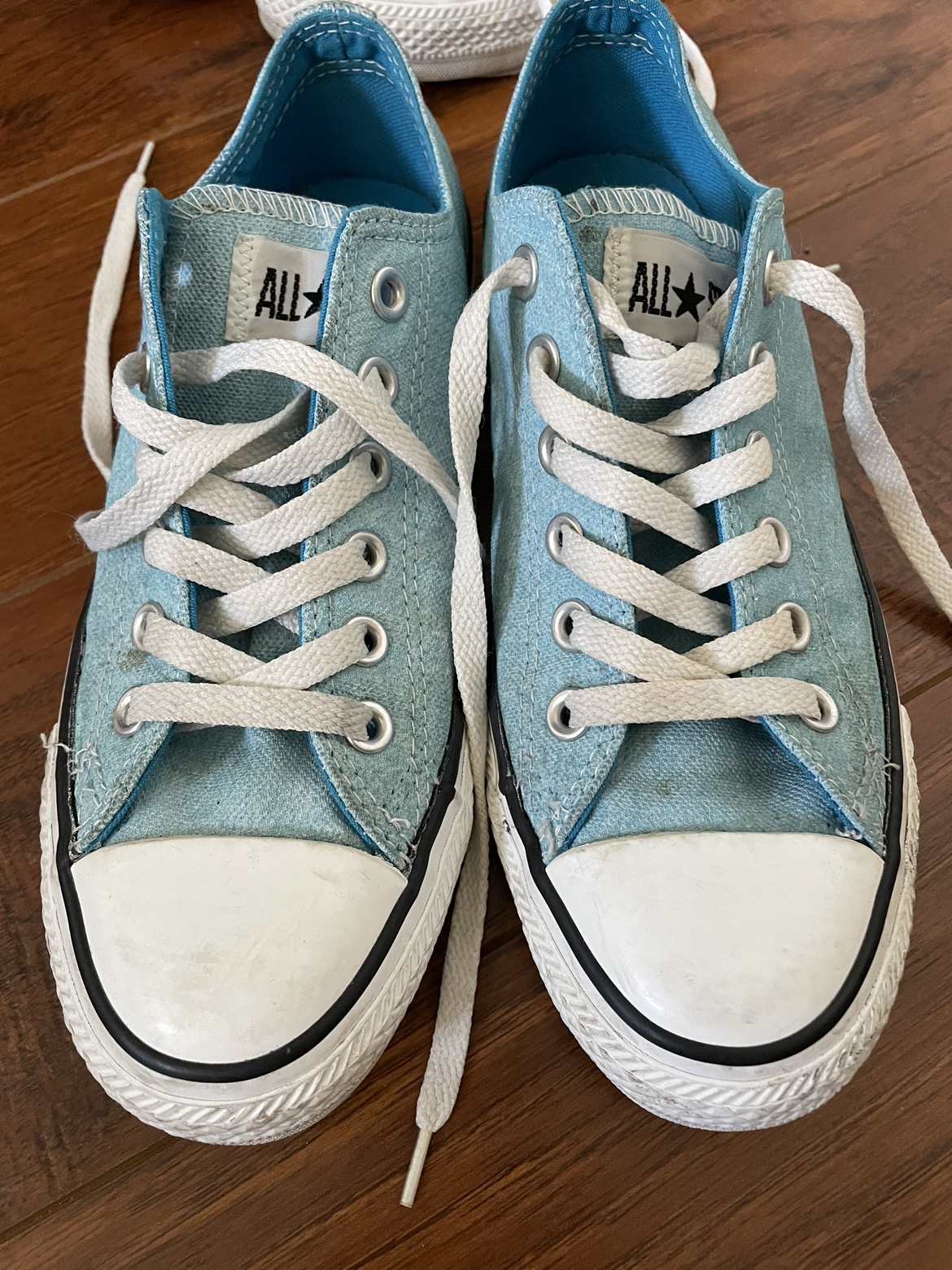 Converse chuck taylor size women’s 7