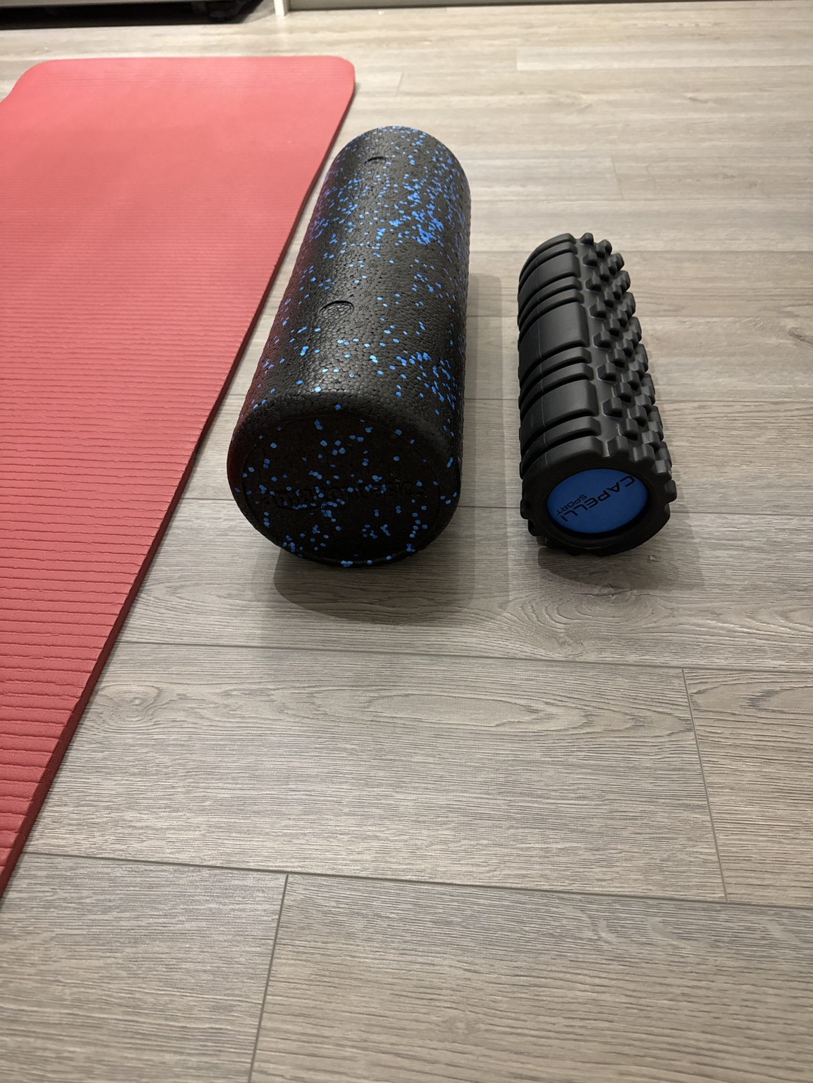 Yoga mat + two foam rollers - photo 4