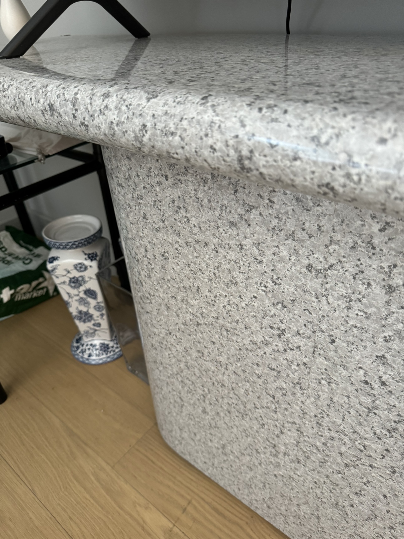 Faux marble console - photo 4