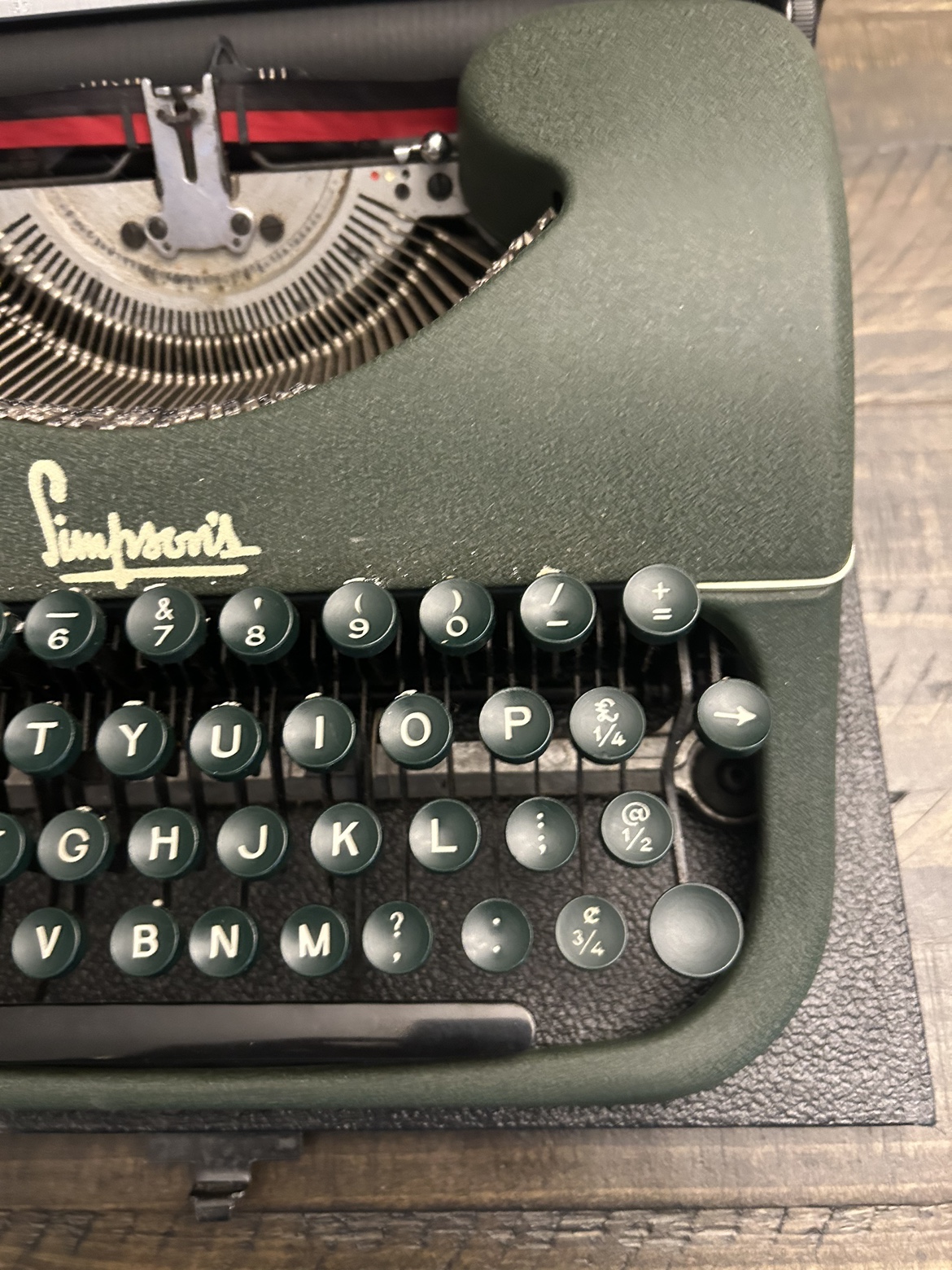 Vintage Simpson’s Canadian rare Typewriter w case - photo 2