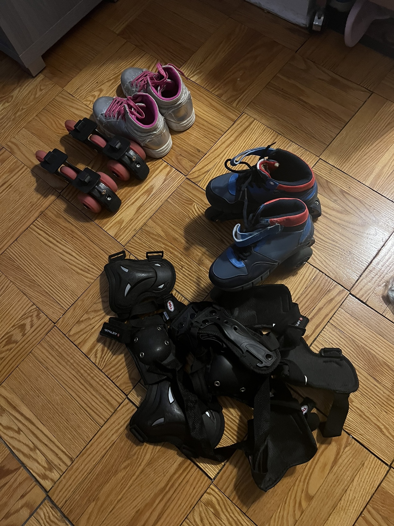 Roller skate shoes thumbnail