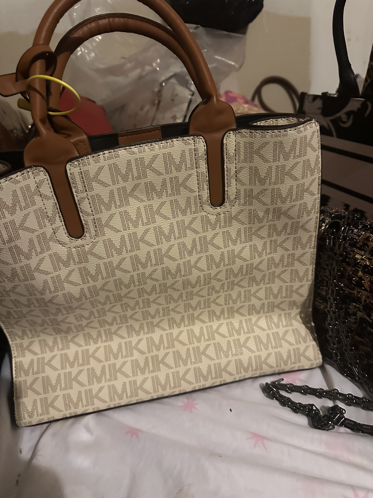 Michel Kors thumbnail