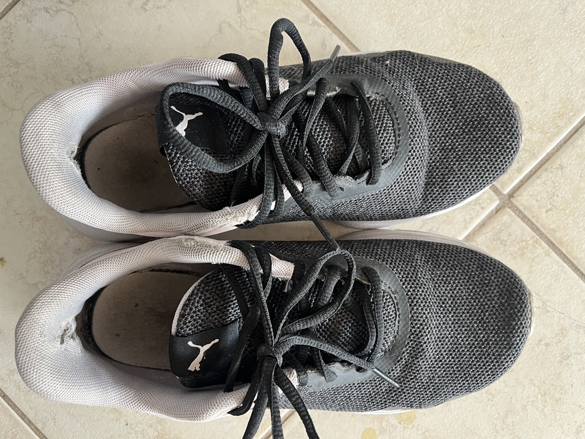 Puma shoes thumbnail