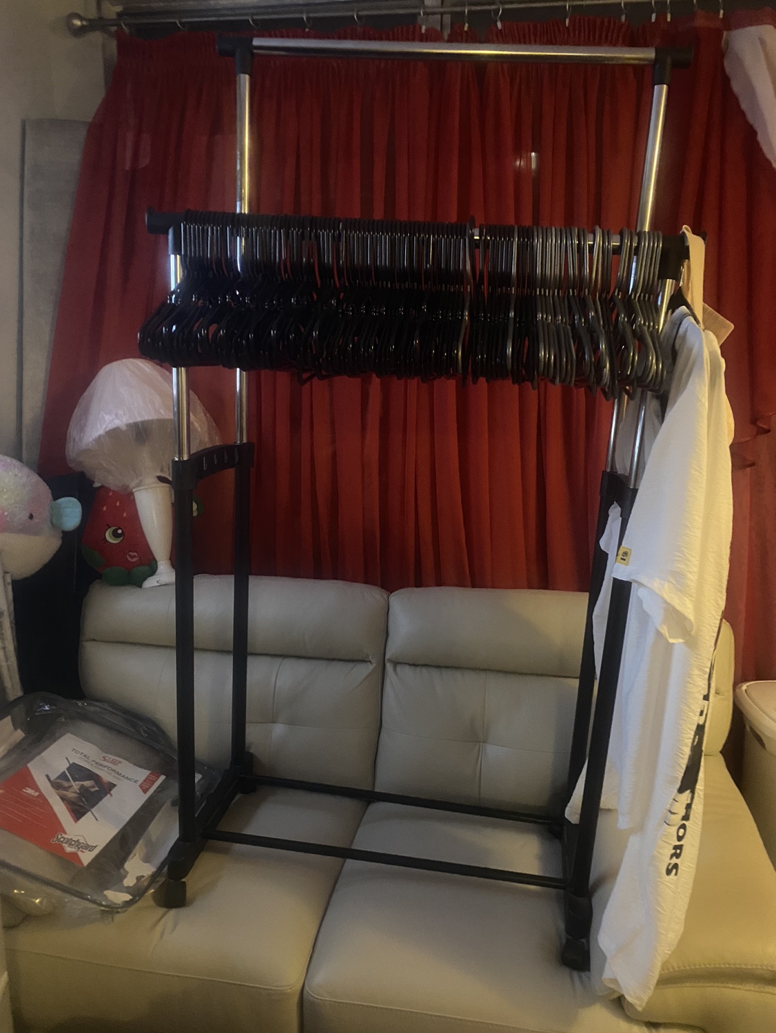 double shelf on wheels + 50 hangers
