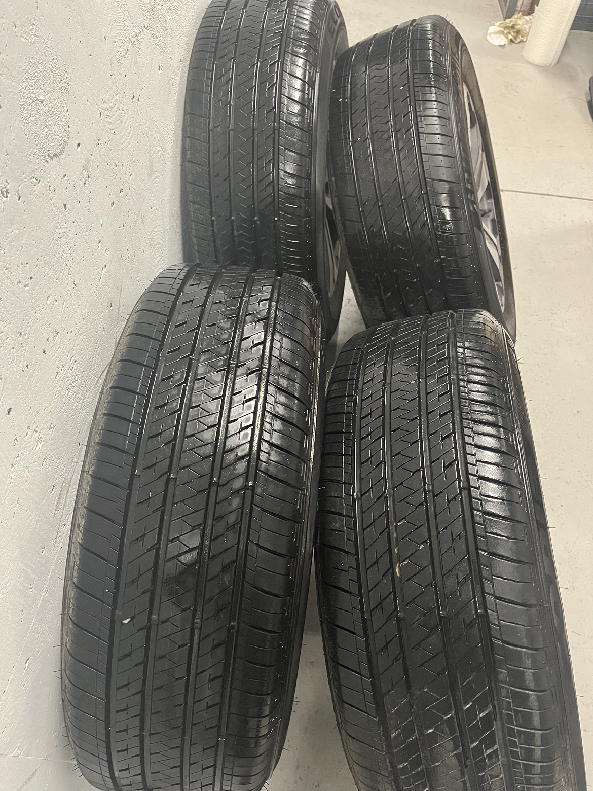 Honda CRV - Bridgestone Tires & Rims 235/65/R17 - photo 4