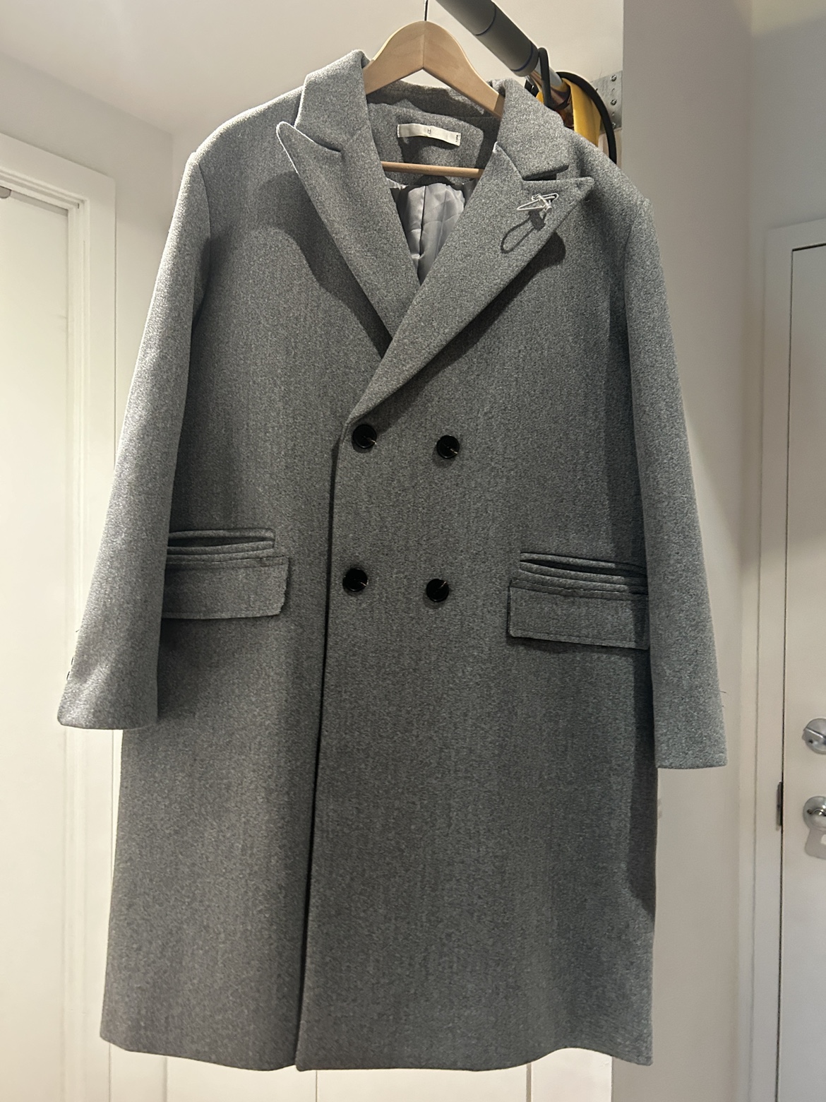 Grey mid-length Coat/Jacket from Korea (men: L/XL)